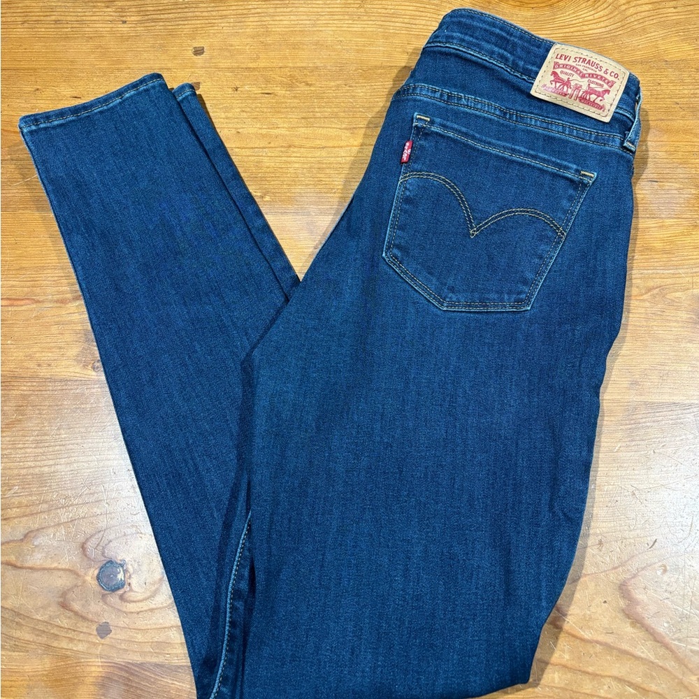 Levi's Women's Dark Blue Skinny Jeans